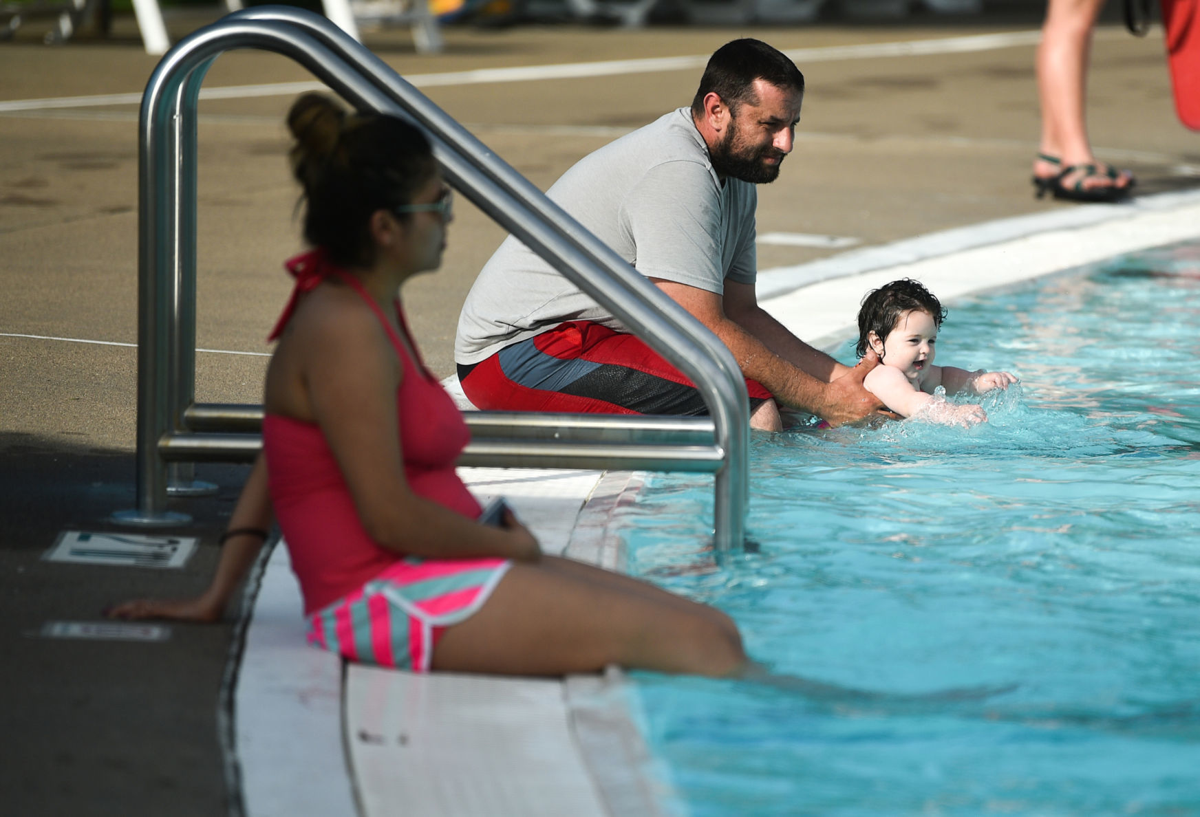 060619-mda-nws-poolopen-082a.jpg